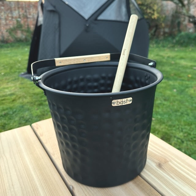 Bast Sauna Water Bucket & Ladle Set - Wood Handle with Black Finish